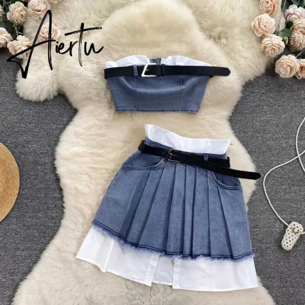 Aiertu  Fashion American Retro Y2K Sexy Denim Suits Women Strapless Mini Top  Pleated Mini Skirt Vintage Beach Two Pieces Set