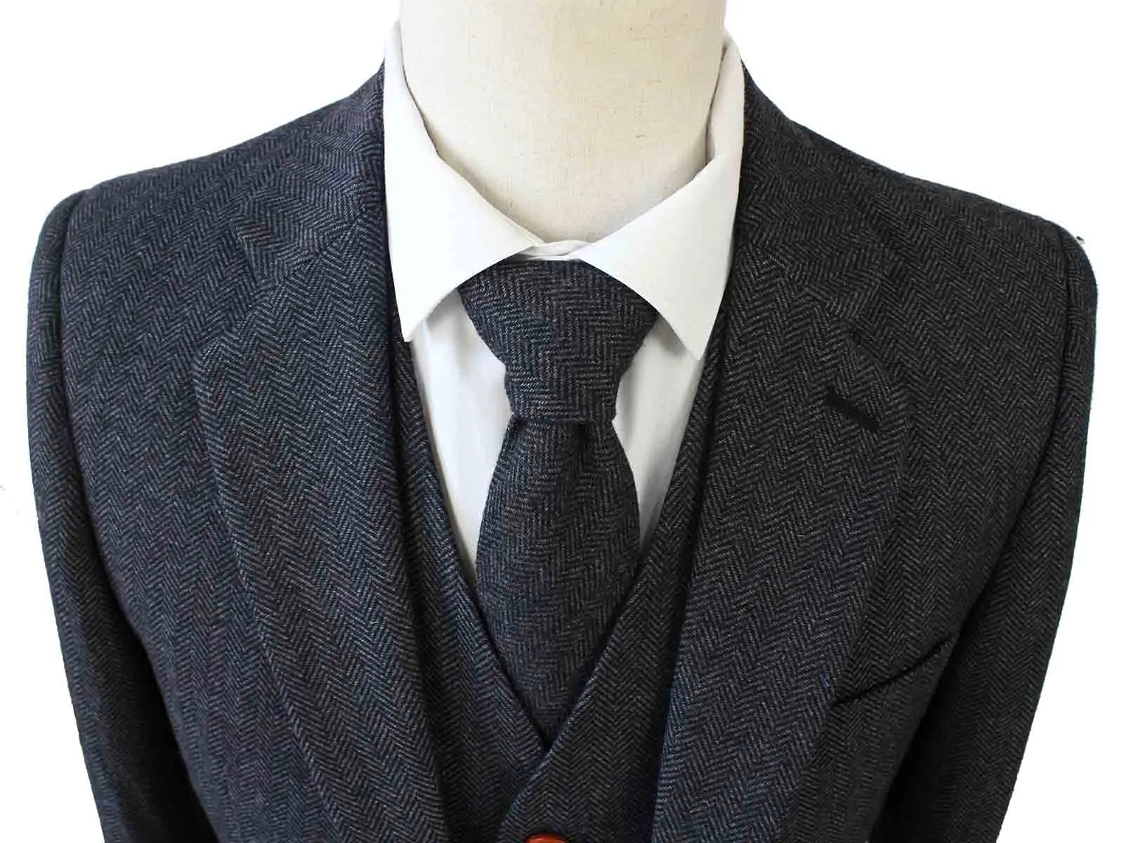 CHARCOAL HERRINGBONE TWEED 3 PIECE SUIT