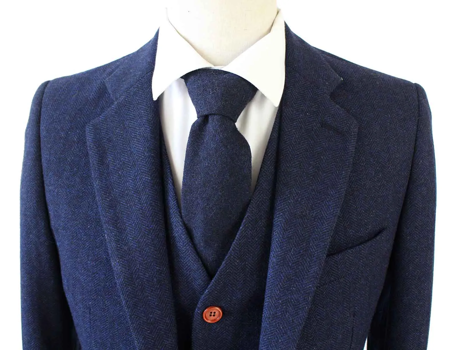 NAVY HERRINGBONE TWEED 2 PIECE SUIT