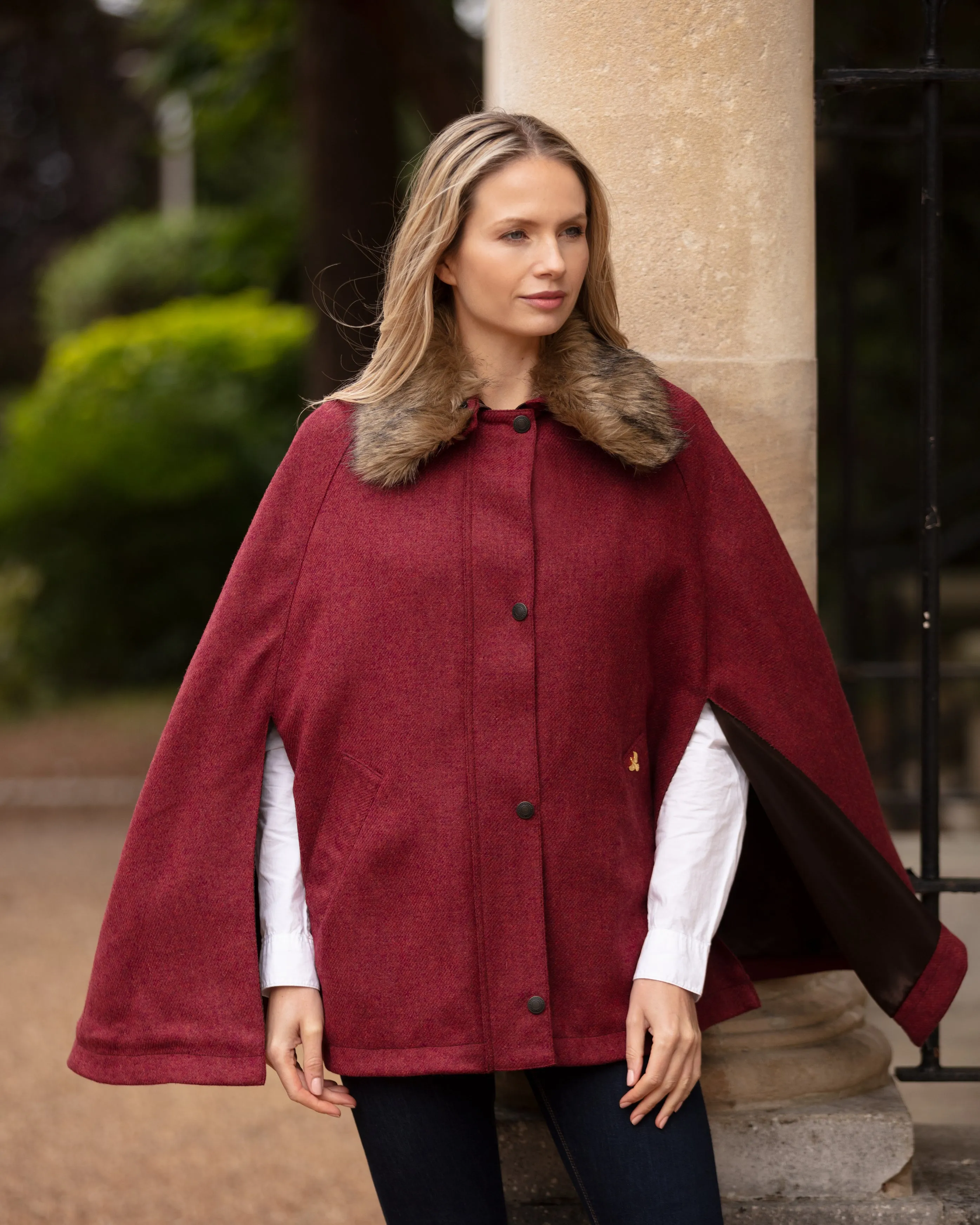 Newbury Tweed Cape with Faux Fur Collar - Jalapeno Red