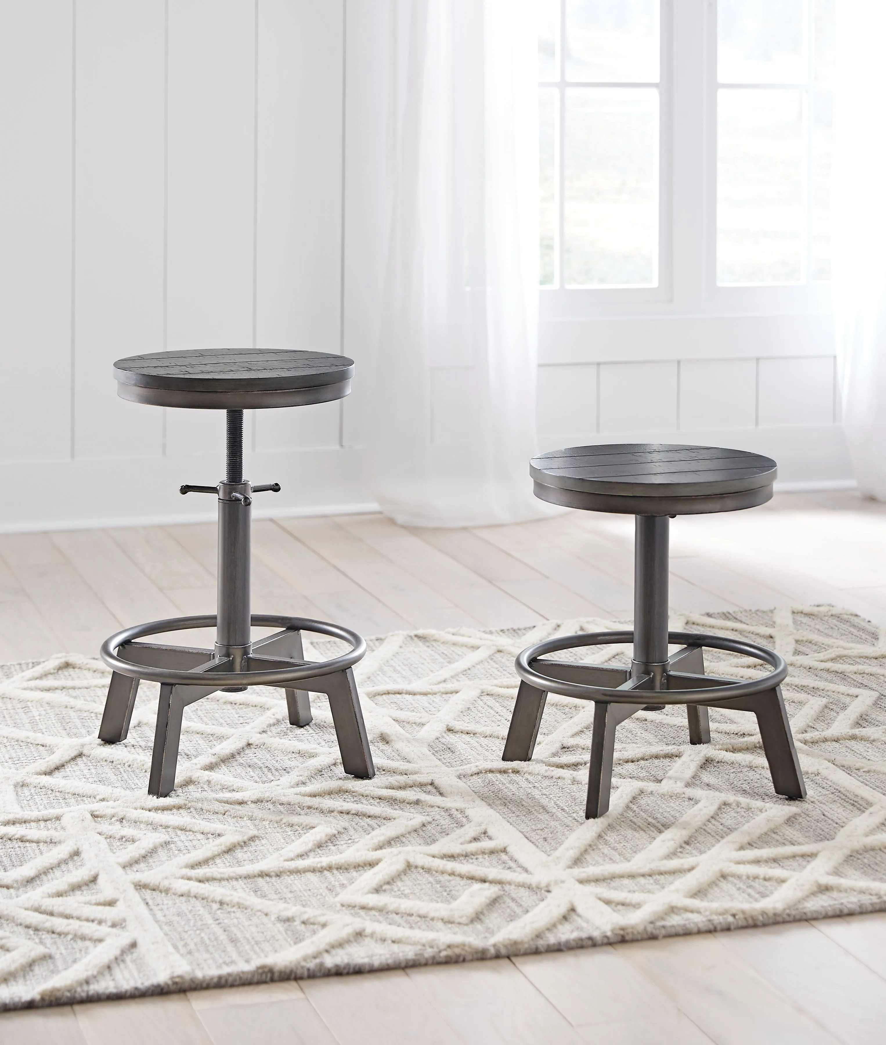 Torjin - Swivel Stool (Set of 2)